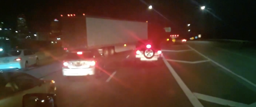 WATCH: Hammer-lane driver stops traffic just to make it to nearly-missed exit 